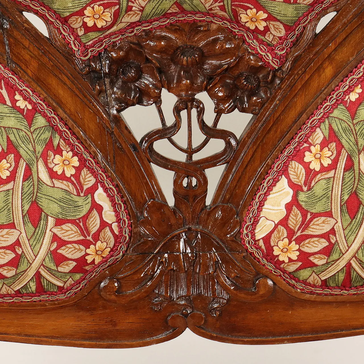 Divanetto Liberty con seduta imbottita, restauri, primi '900 6
