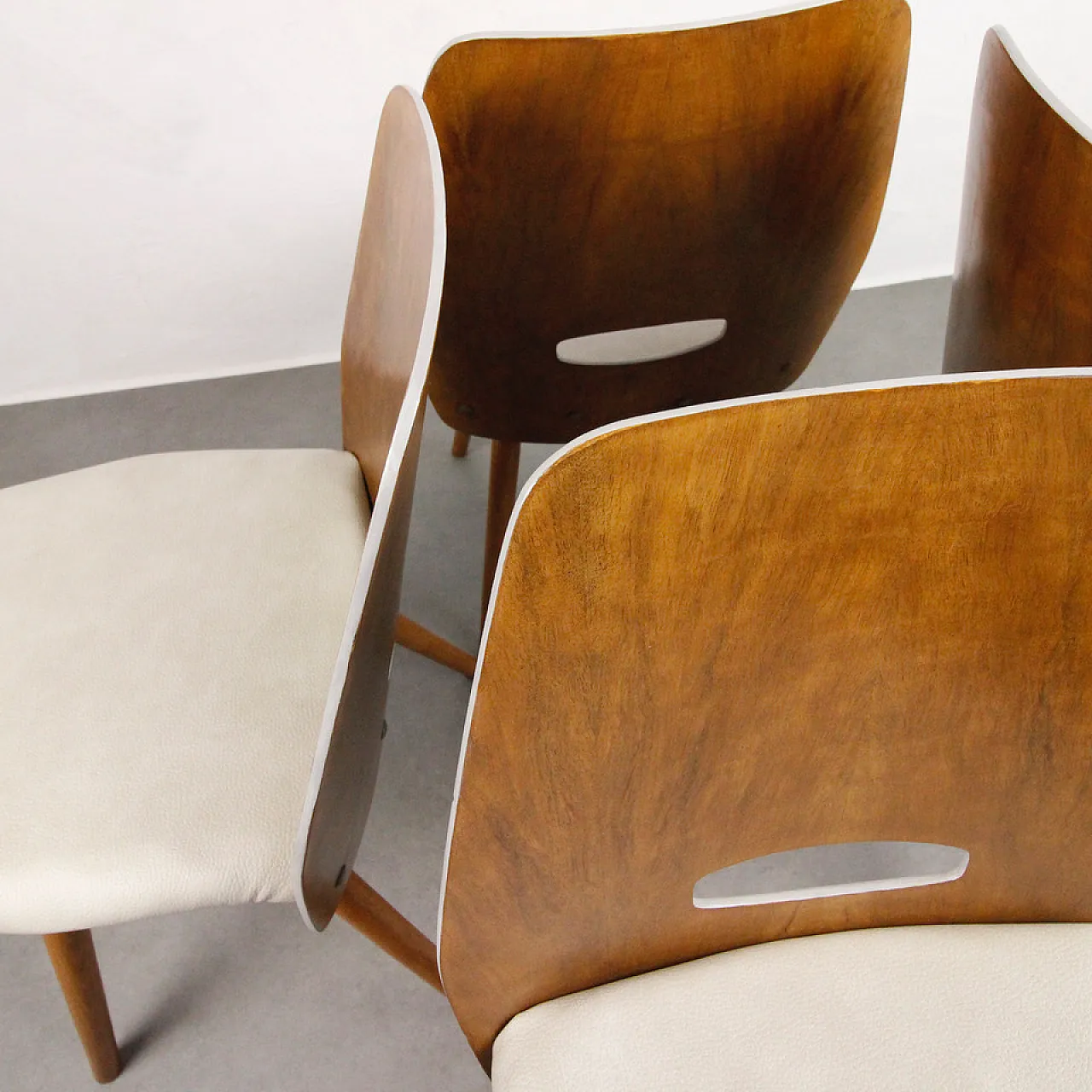 4 sedie Tatra Pravenc "Gentleman", 1963 5