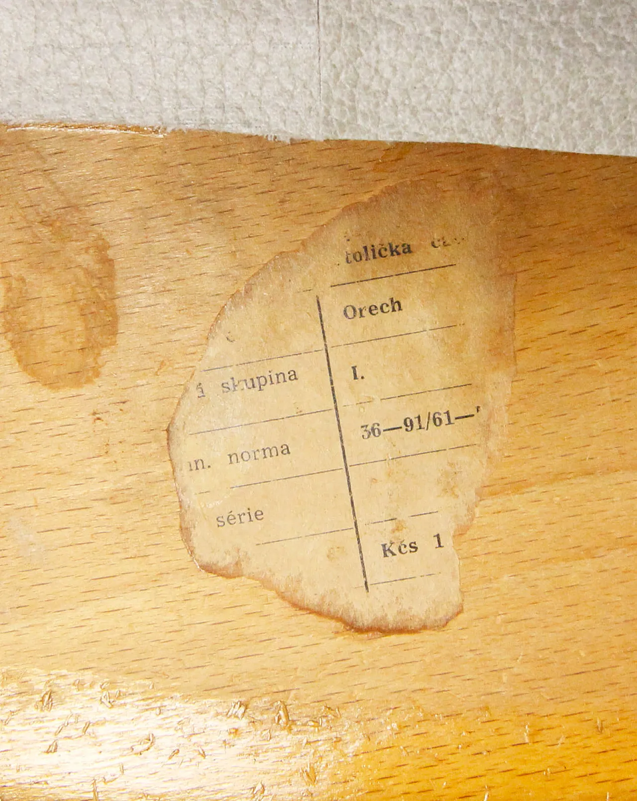 4 sedie Tatra Pravenc "Gentleman", 1963 13