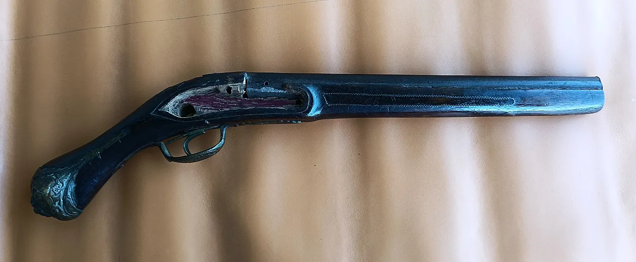 Pair of guns reproduction, 60s 6