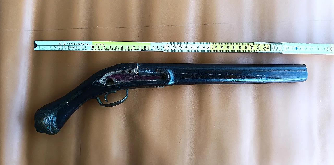 Pair of guns reproduction, 60s 17