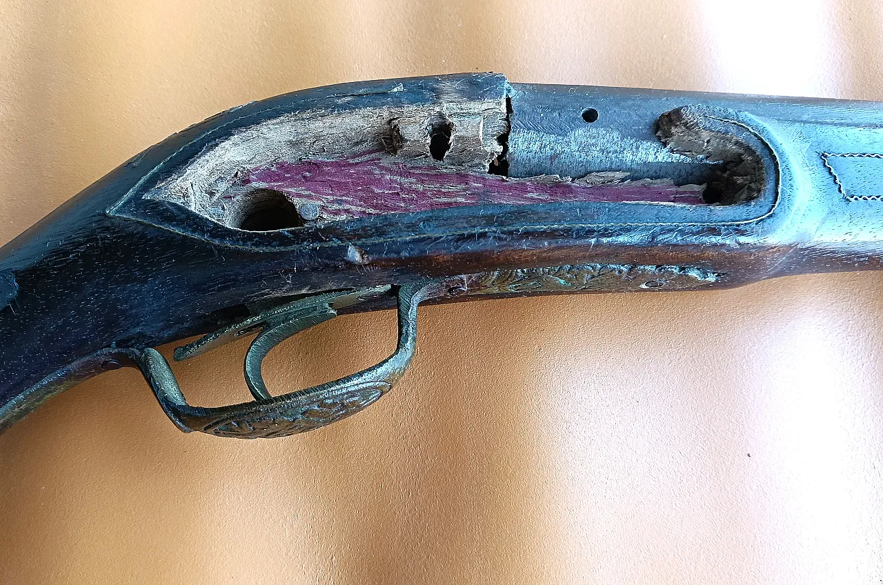 Pair of guns reproduction, 60s 25