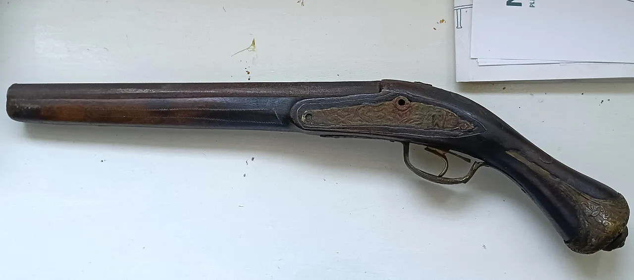 Pair of guns reproduction, 60s 26