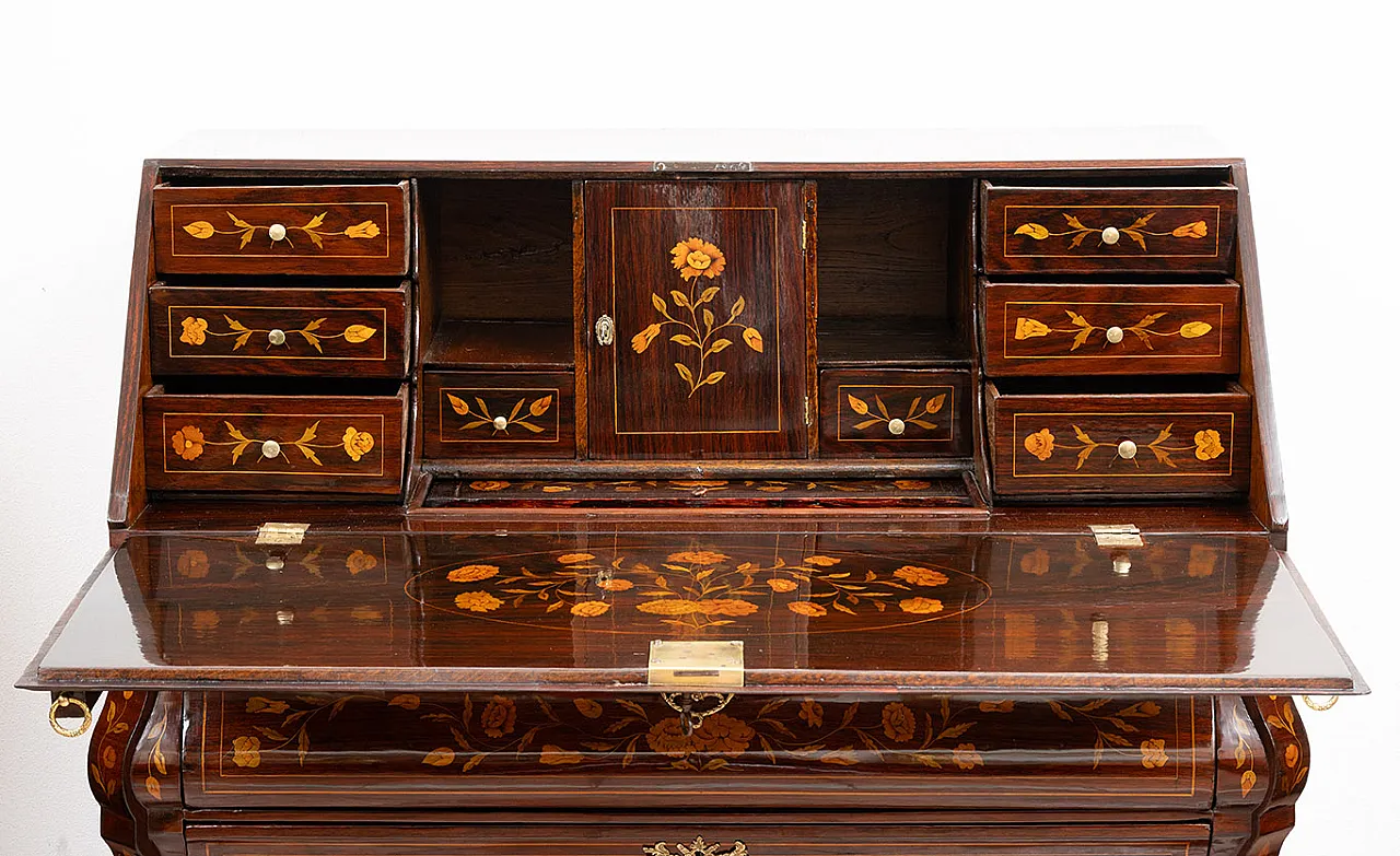 Dutch highboard in precious woods, 18th century 2