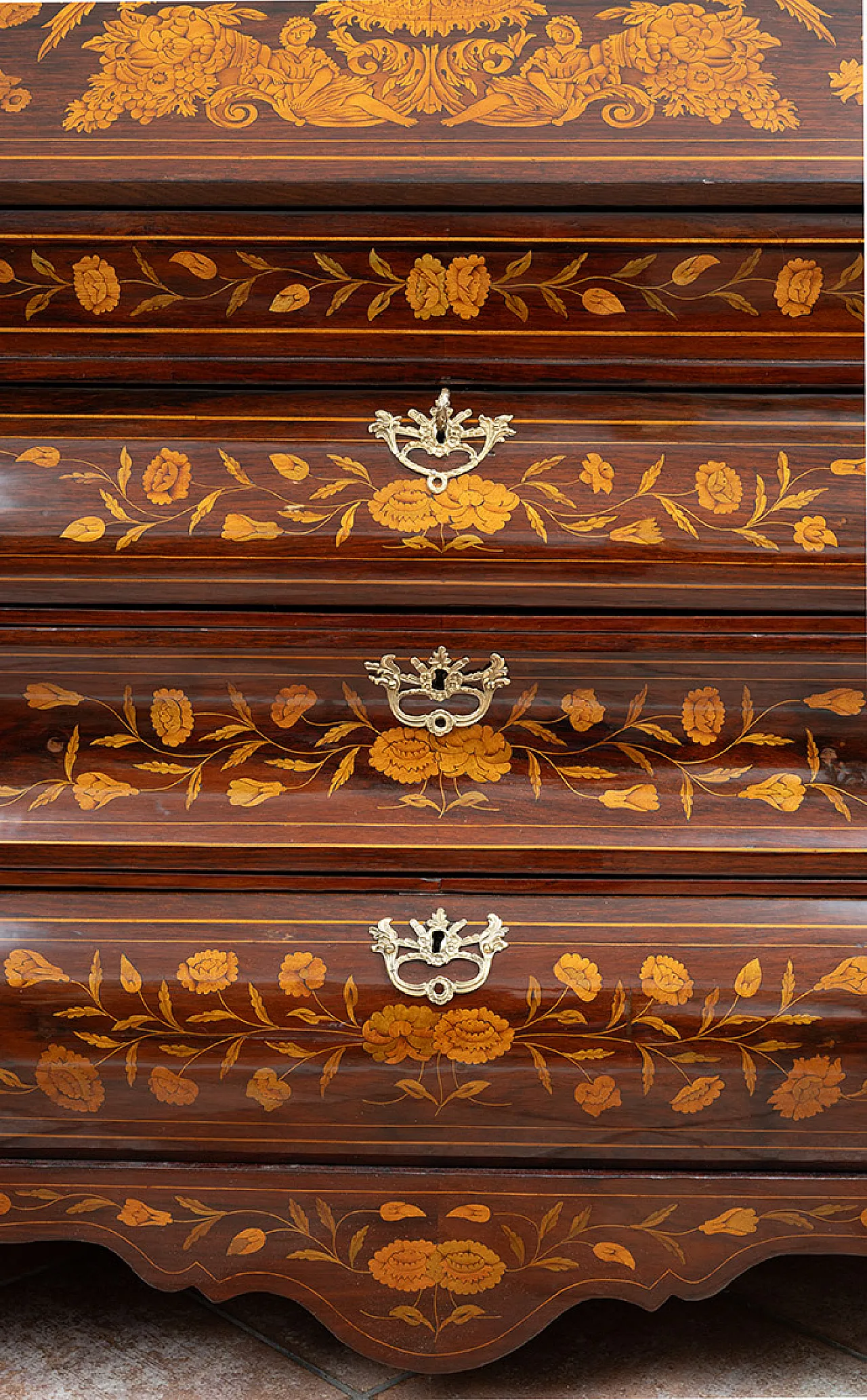 Dutch highboard in precious woods, 18th century 5