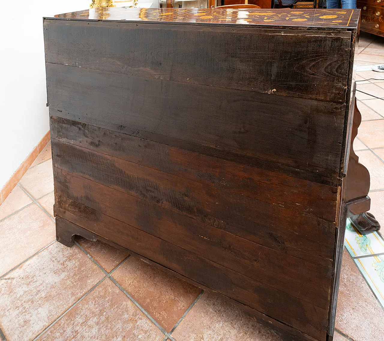 Dutch highboard in precious woods, 18th century 10