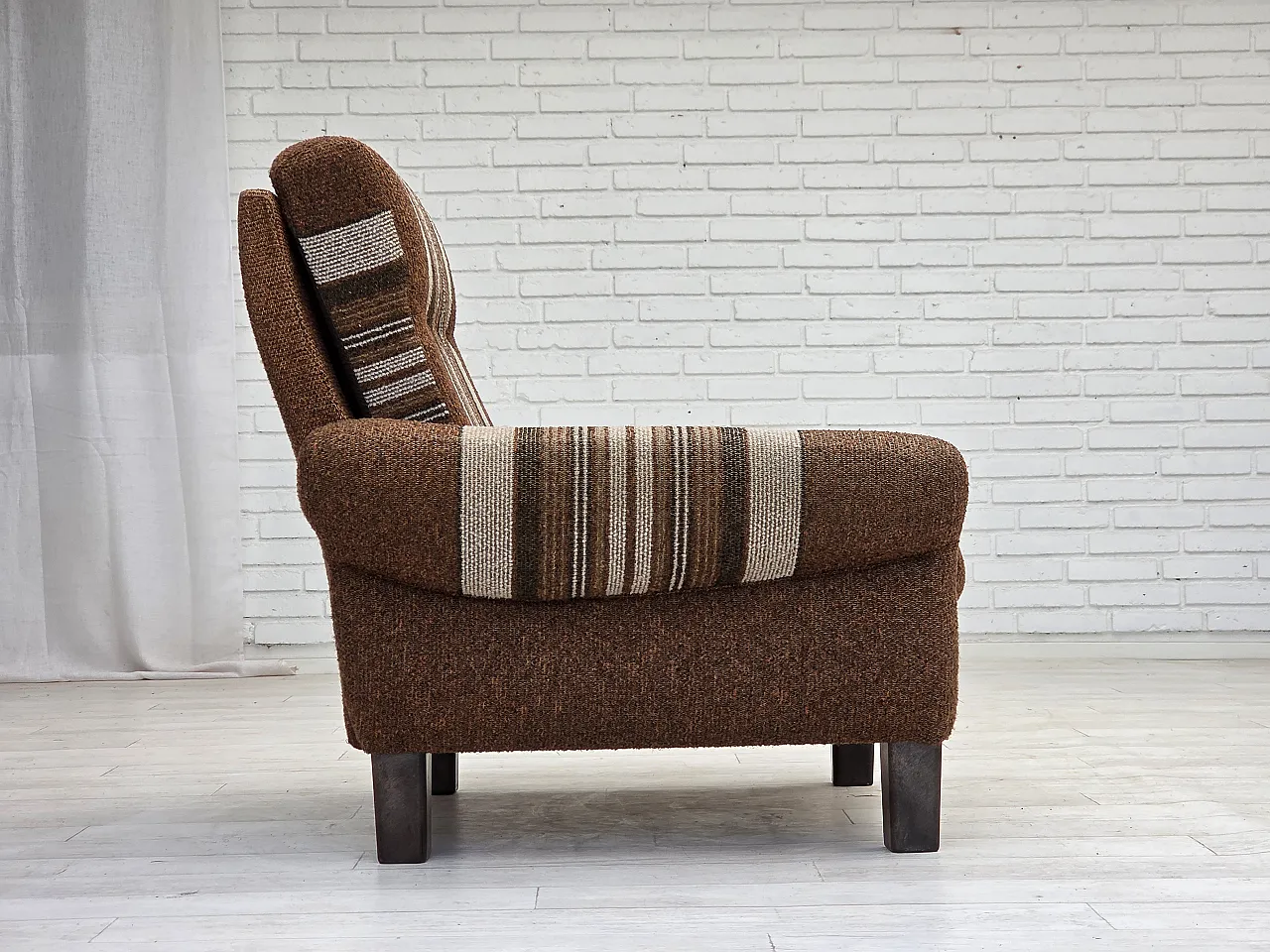 Danish club chair with original wool upholstery, 1970s 10