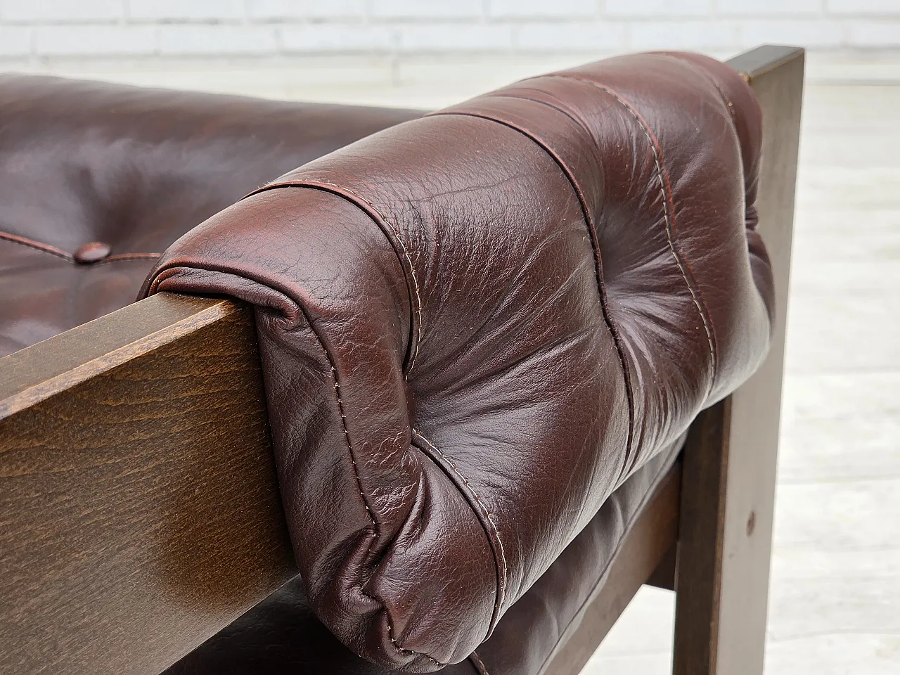 Scandinavian armchair in brown leather, 1970s 14