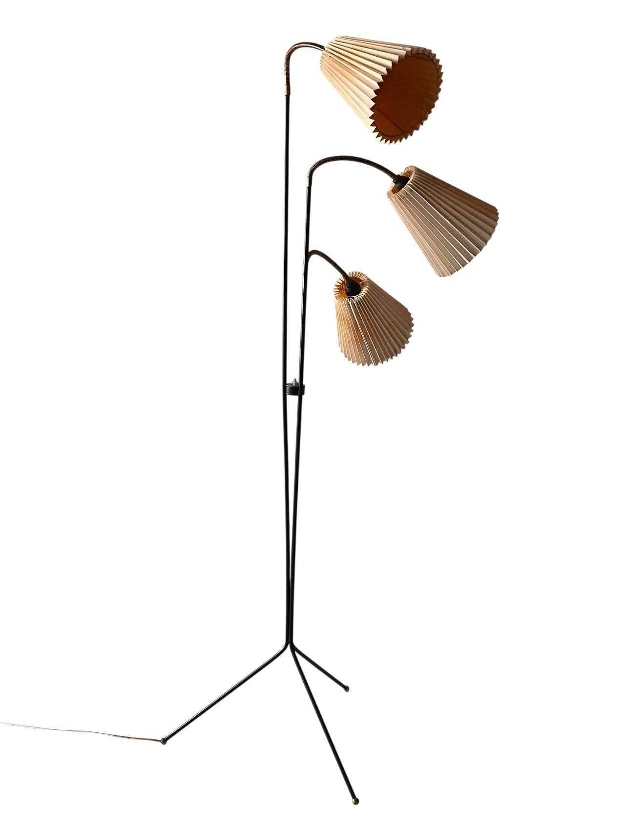 Scandinavian land lamp from the 1950s to three arms 10