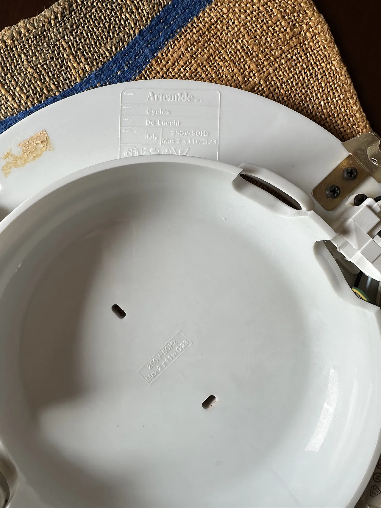 Cyclos lamp by Michele De Lucchi for Artemide, 90s 15