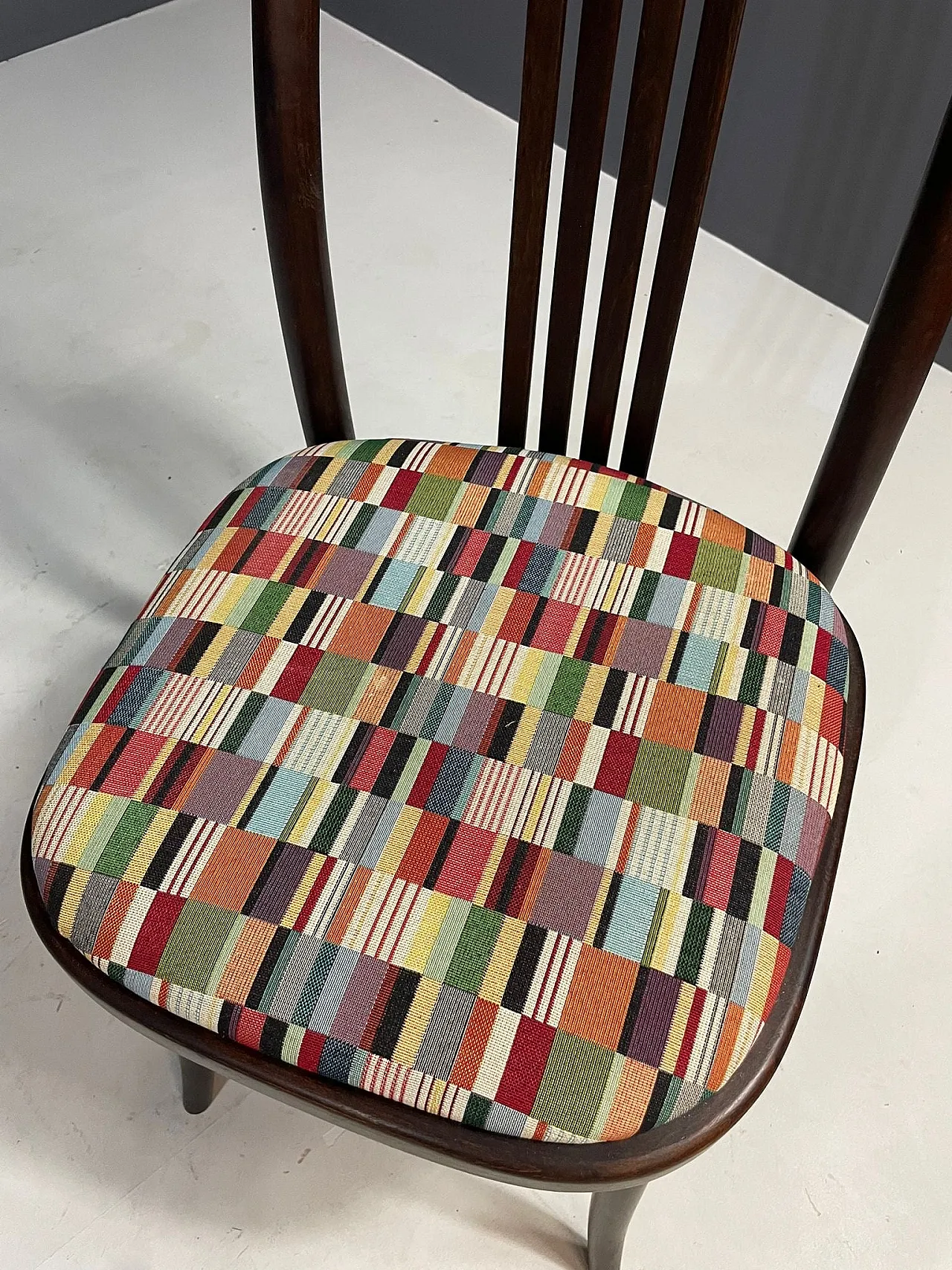 6 Sediein legno curvato nello stile di Josef Hoffmann, anni '70 2