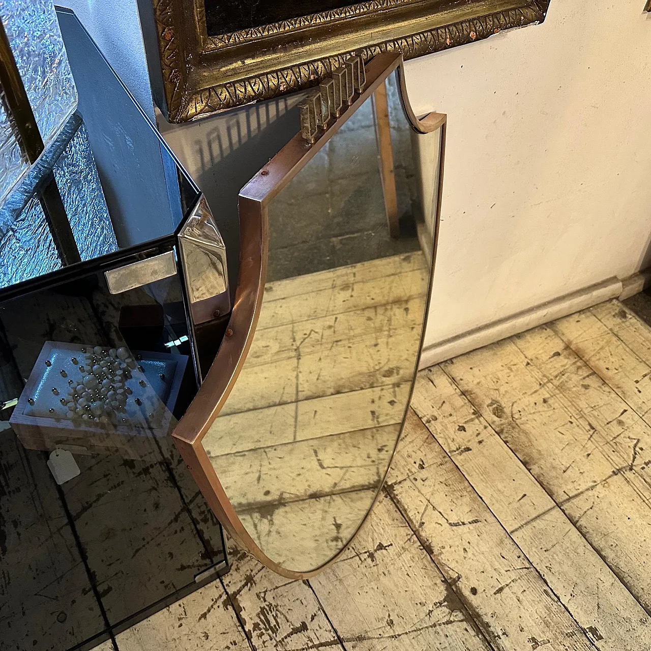 Specchio da parete a scudo in ottone massiccio di Gio Ponti, anni '50 12
