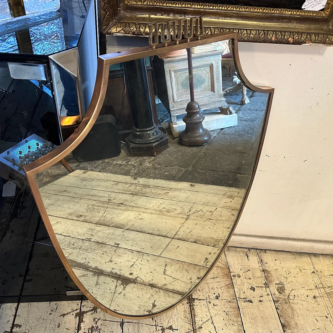 Specchio da parete a scudo in ottone massiccio di Gio Ponti, anni '50 13