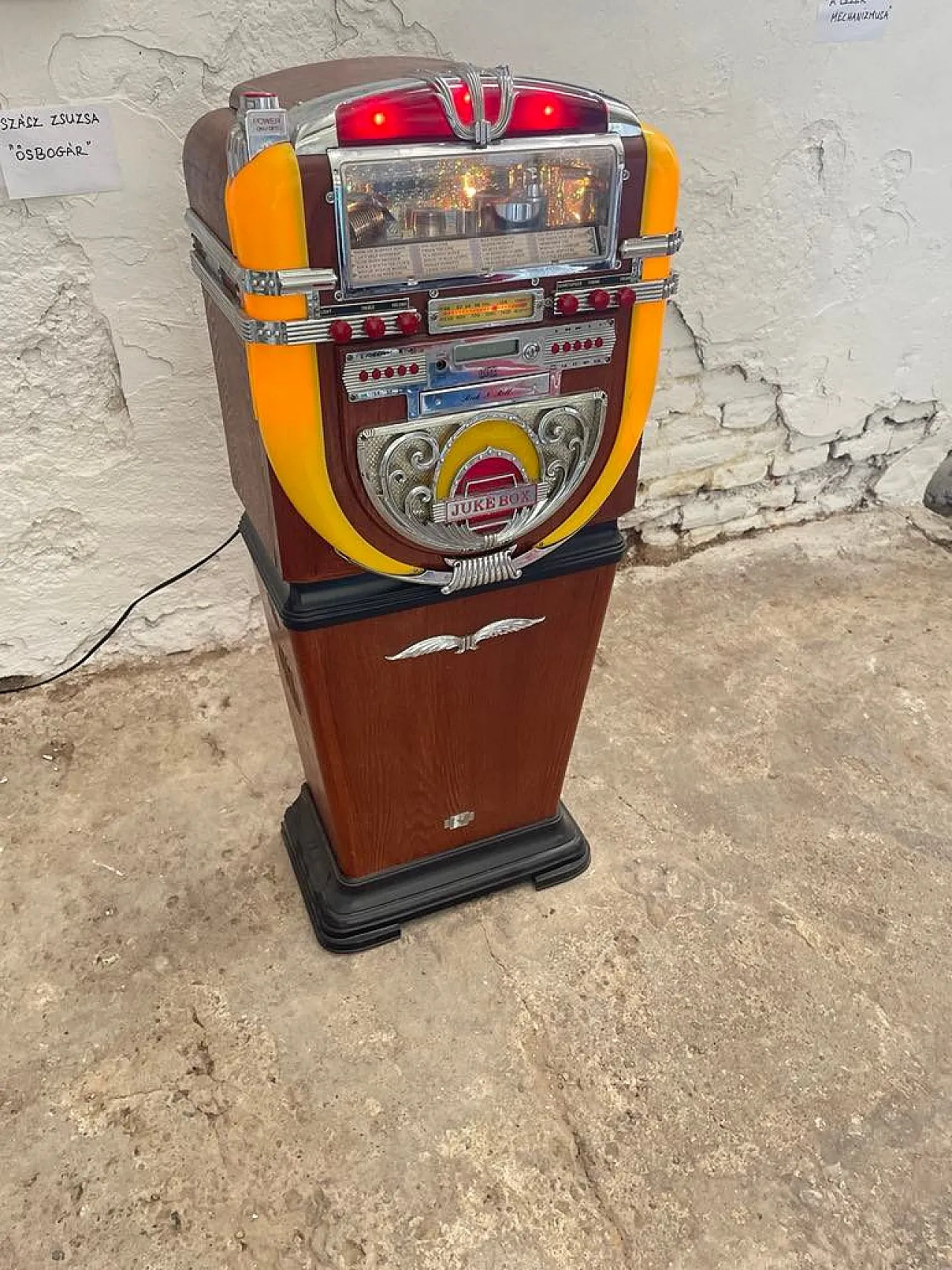 Jukebox style CD radio by Polyconcept, 1990s 1