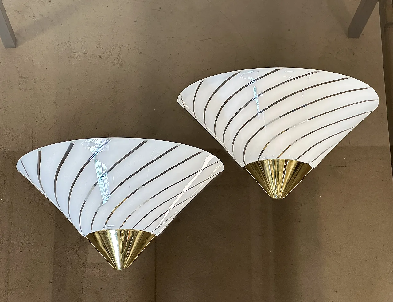 Pair of appliques in glass and brass by Mazzega, 1970s 12