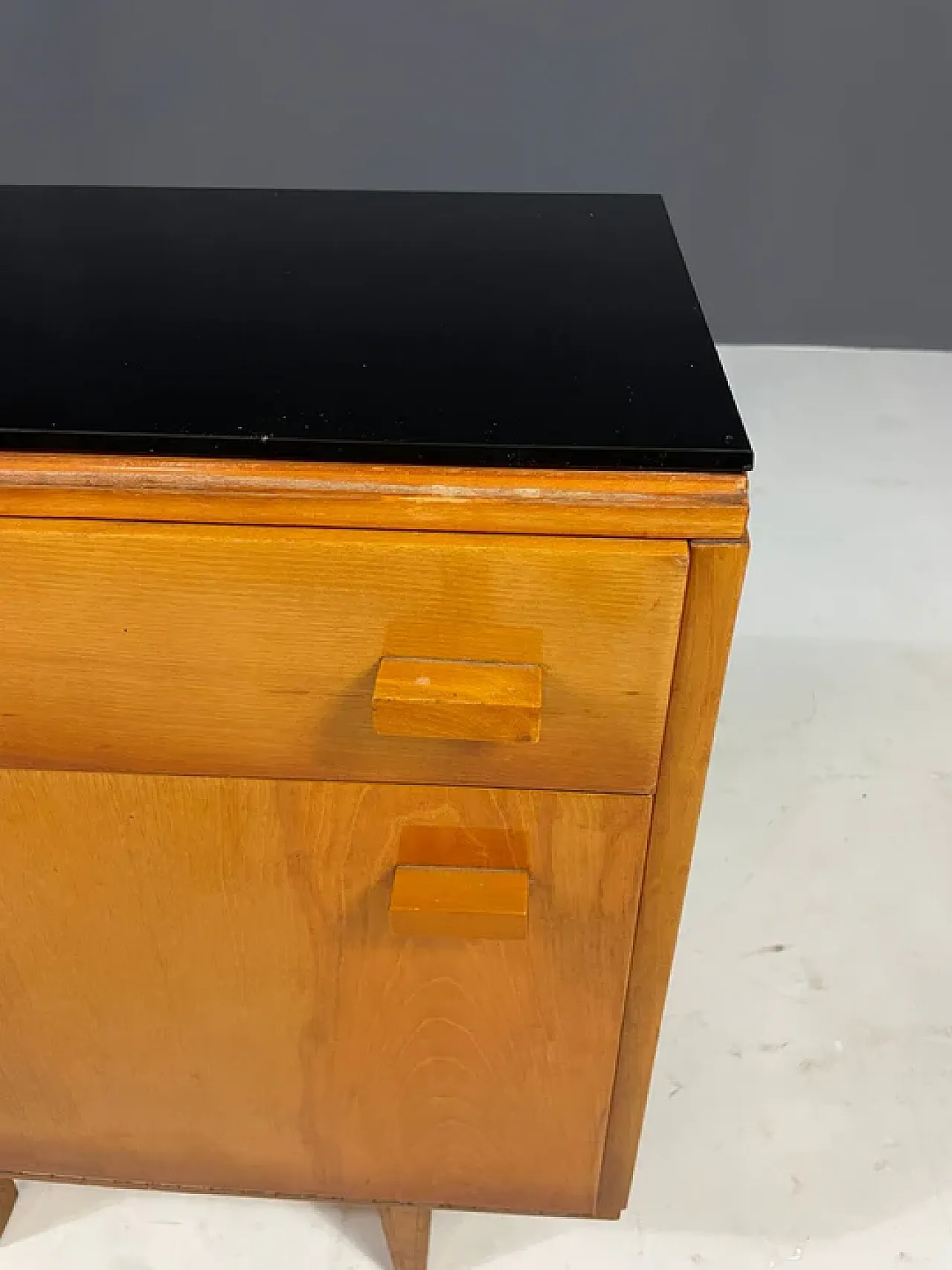 Coppia di comodini in legno di Nový Domov, anni '70 2