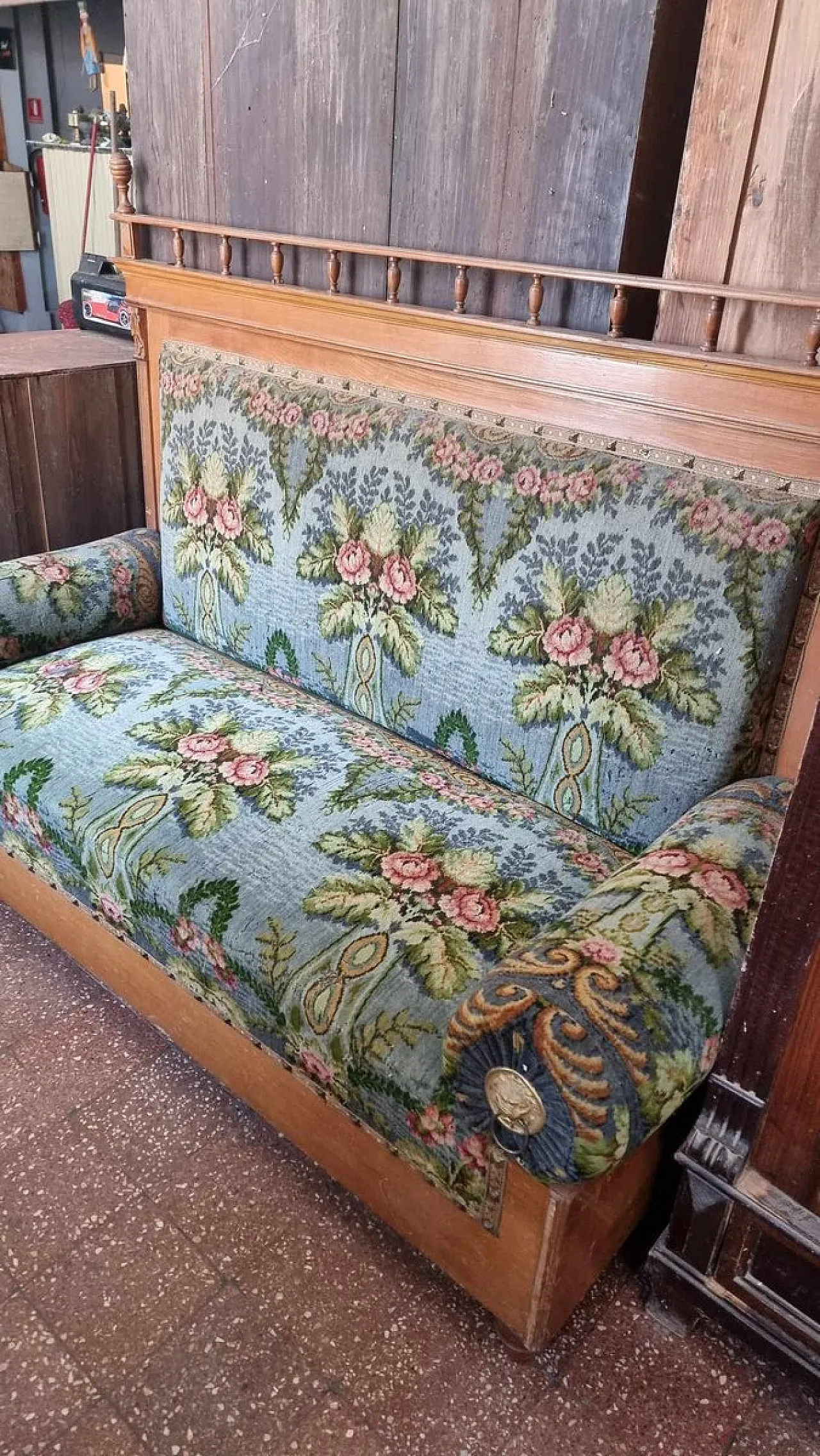 Hungarian Liberty sofa, 19th century 3