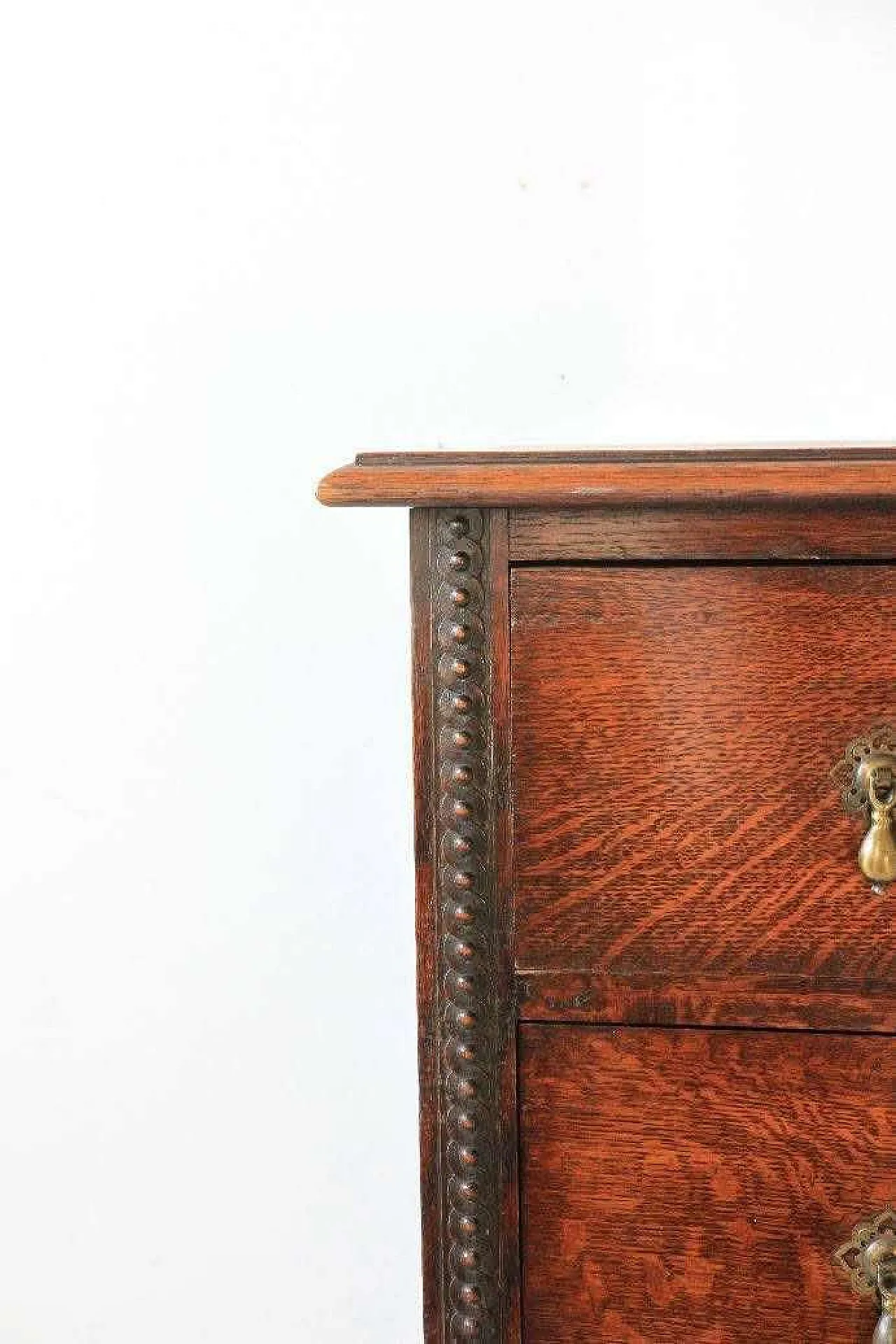 Cassettiera in quercia su ruote con maniglie in ottone, '900 4