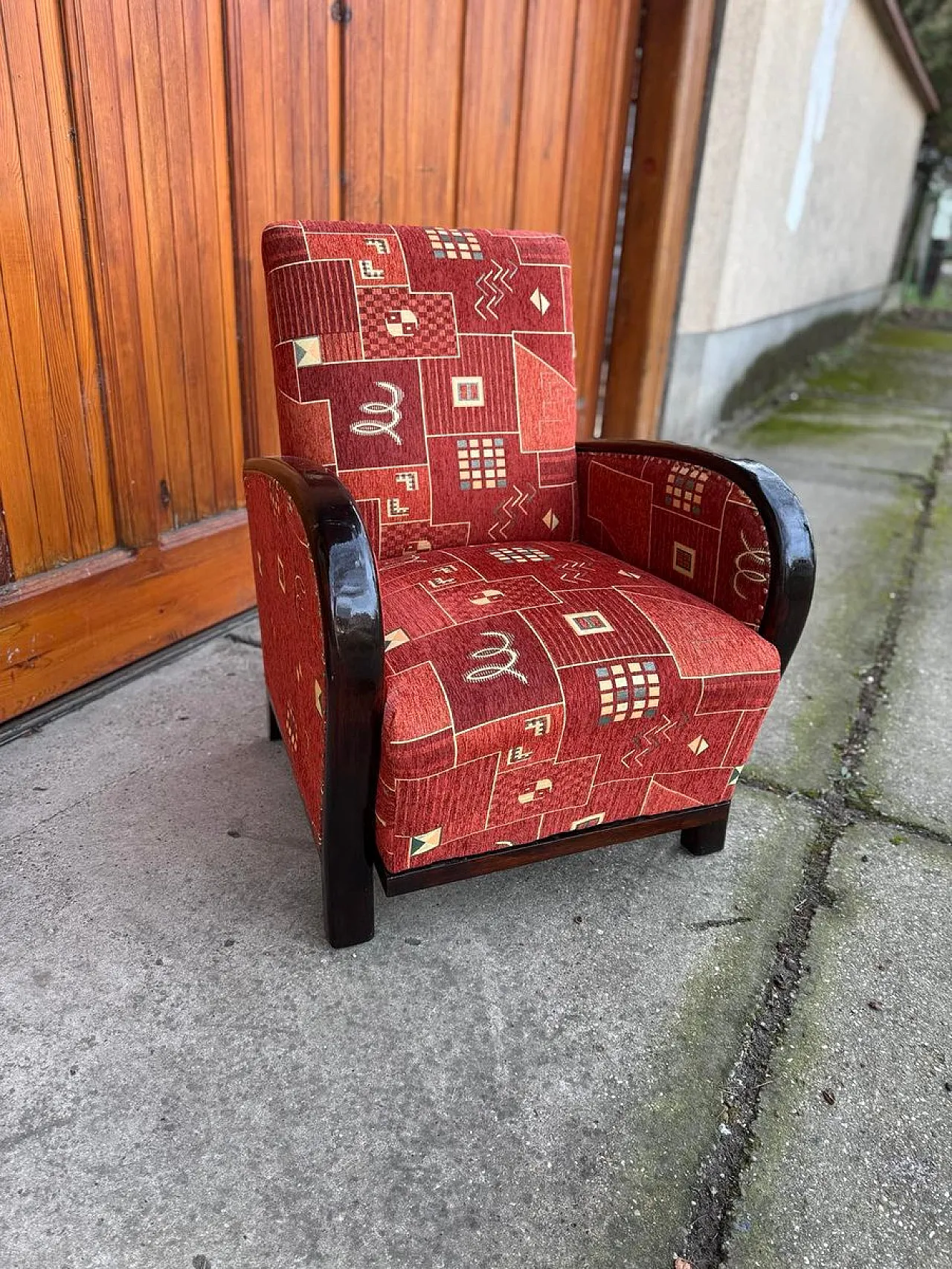 Poltrona Art Déco con rivestimento a motivi nuovi, anni '30 5