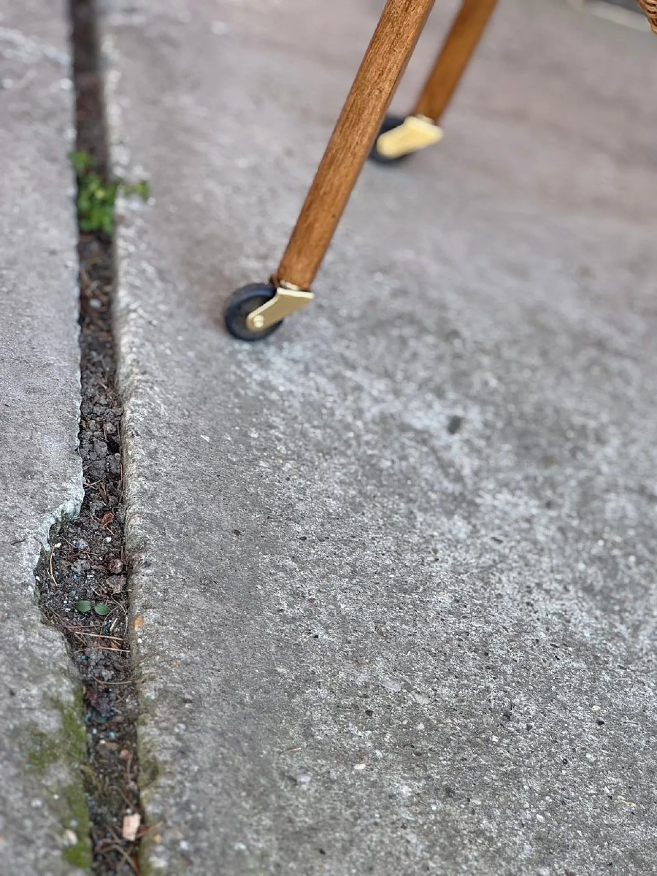 Carrello moderno in teak e vimini, Danimarca, anni '60 7
