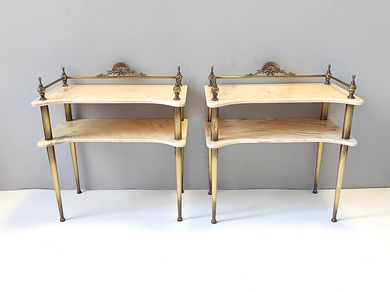 Pair of consoles with marble tops and brass legs, 1960s 5