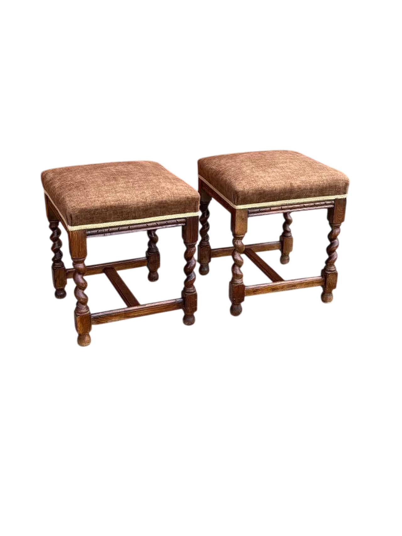 Coppia di sgabelli coloniali in legno, anni '50 9