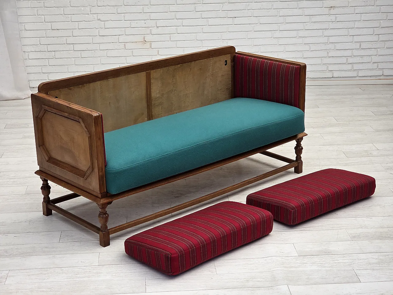 Danish 2-seater drop-leaf sofa in wool and oak wood, 1950s 10