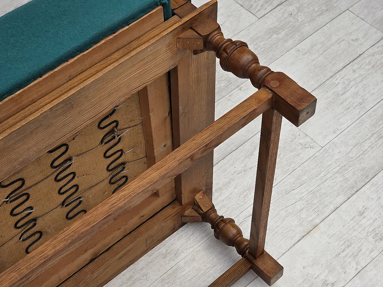 Danish 2-seater drop-leaf sofa in wool and oak wood, 1950s 25
