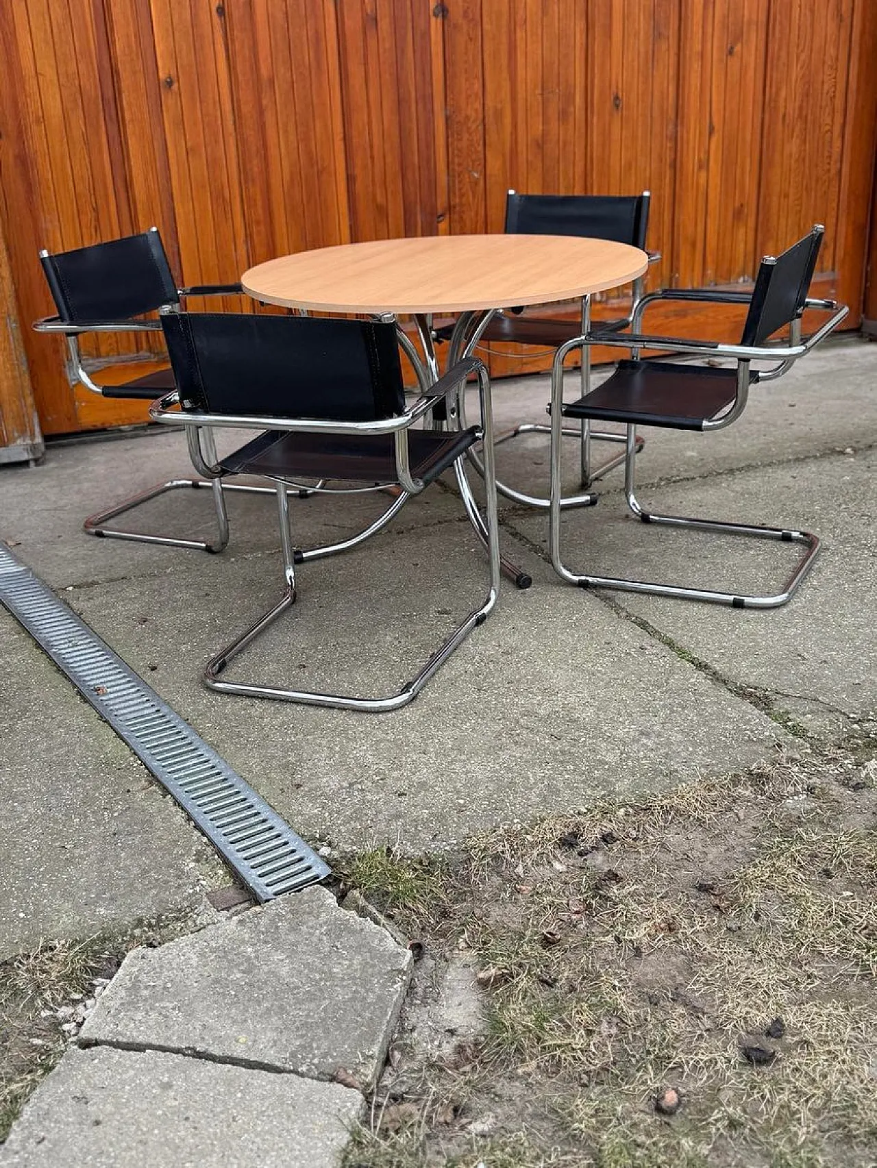 Round Effezeta dining table with chairs, 1990s 2