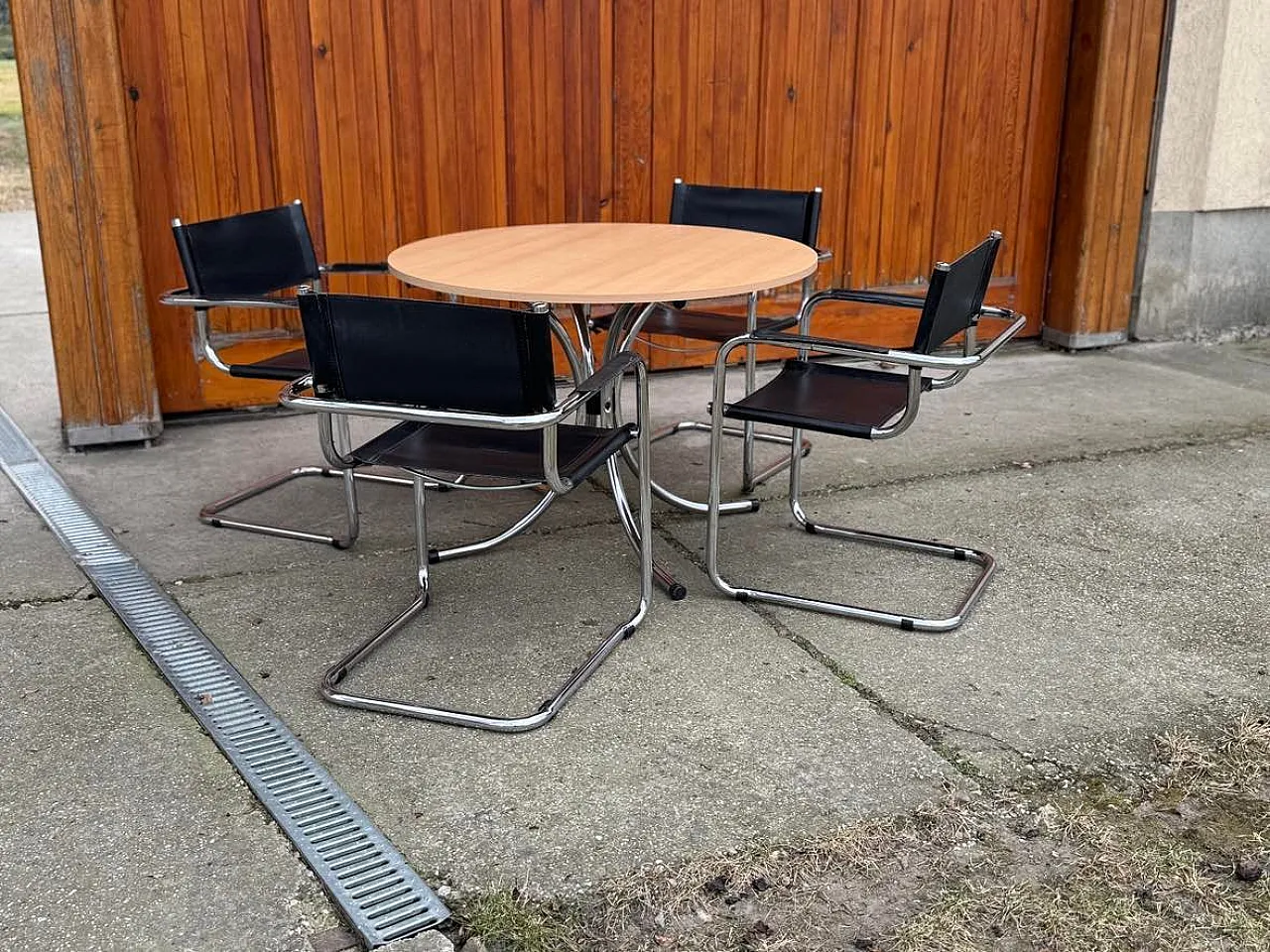 Round Effezeta dining table with chairs, 1990s 3