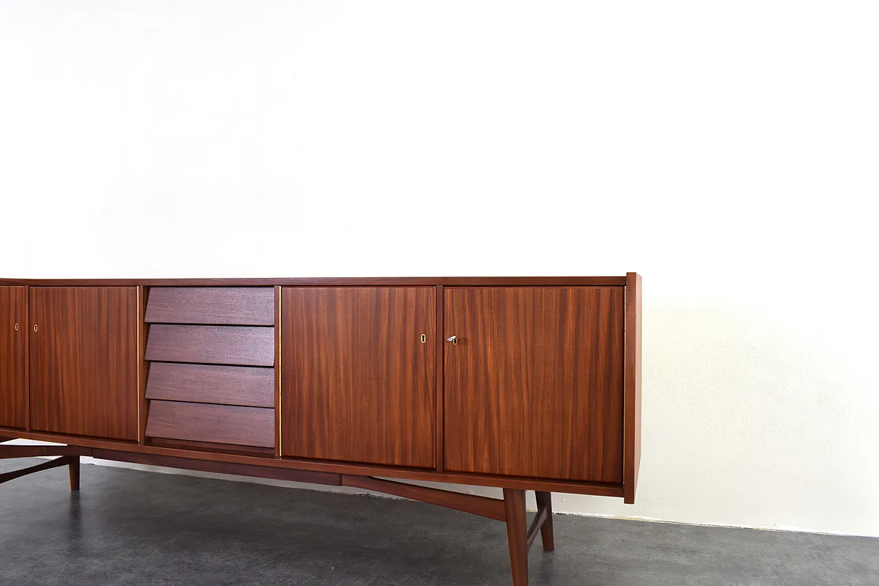 Credenza danese Mid-Century in teak, anni '60 15