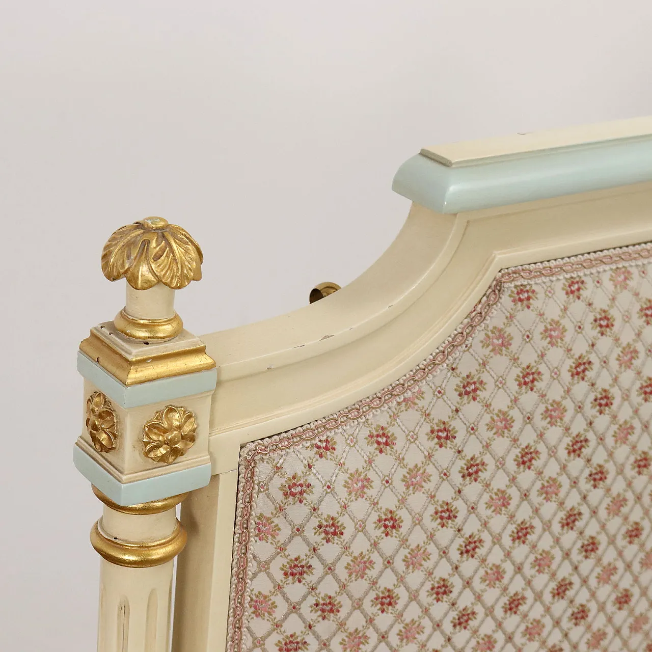 Coppia di letti neoclassici in legno laccato, '900 4