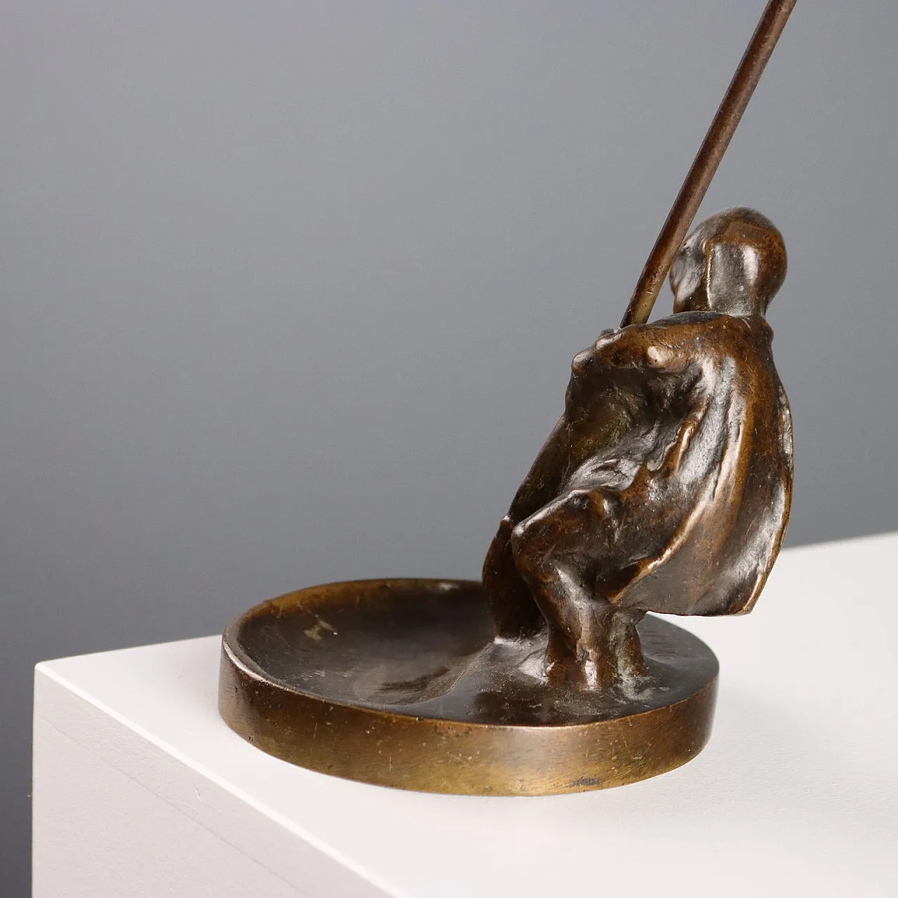 Child with Broom in bronze by Alberto Dressler, 20th century 5