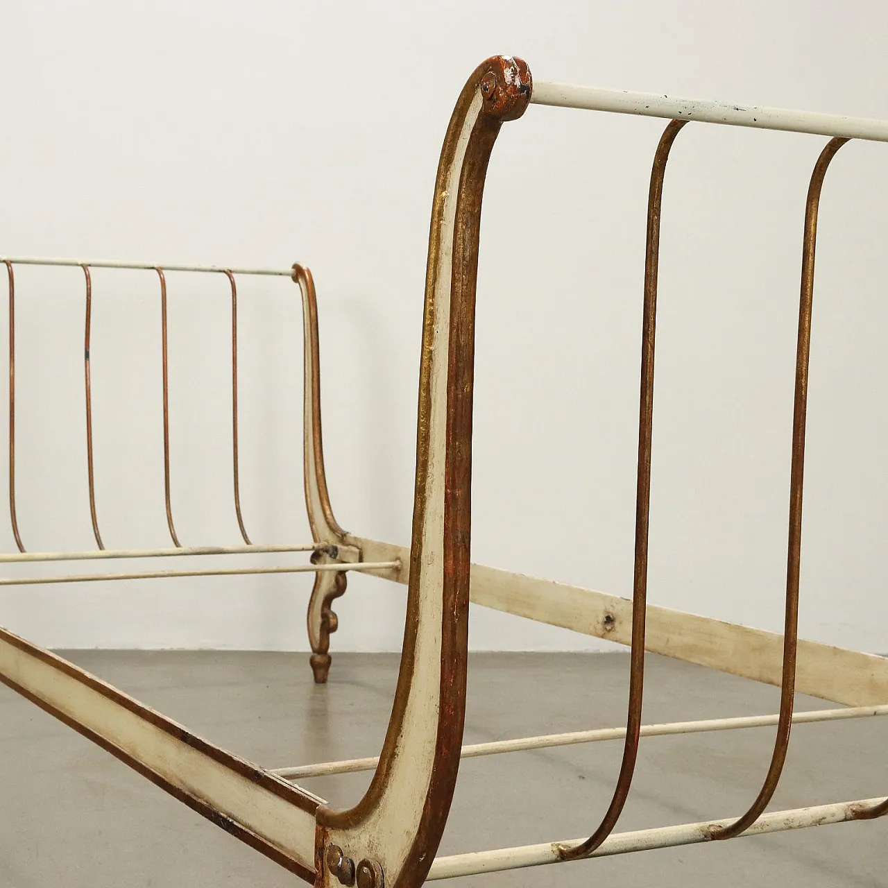 Lacquered Louis Philippe Wrought iron bed glilded, 19th century 4