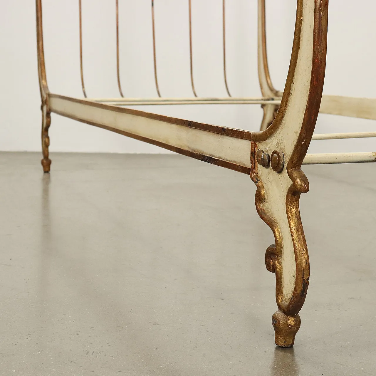 Lacquered Louis Philippe Wrought iron bed glilded, 19th century 5