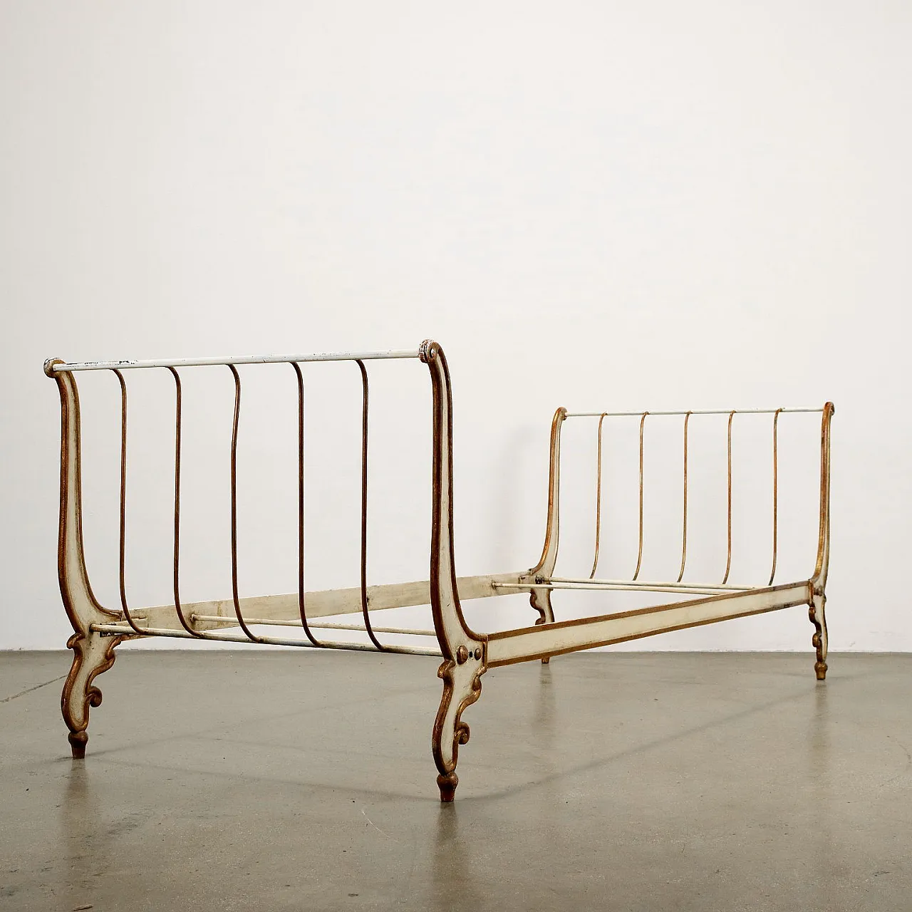 Lacquered Louis Philippe Wrought iron bed glilded, 19th century 7