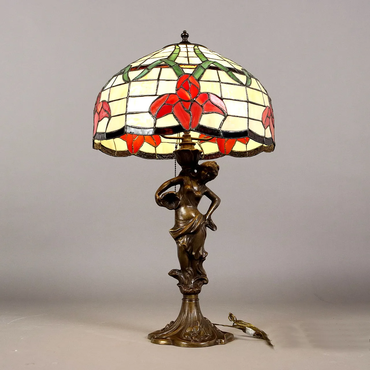 Tiffany-style bronze lamp with glass shade, 20th century 1