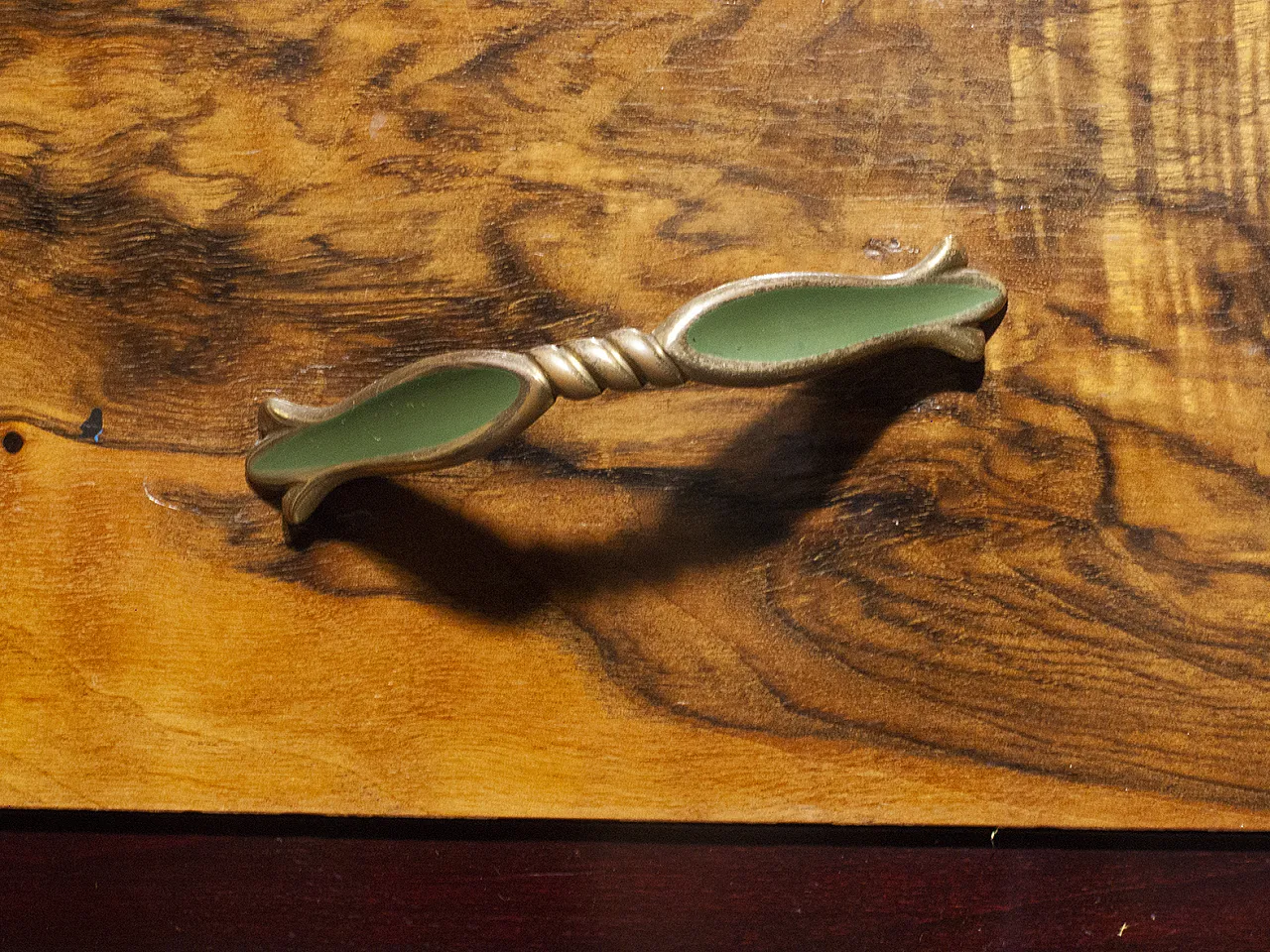 Chest of drawers in walnut, 50s 7