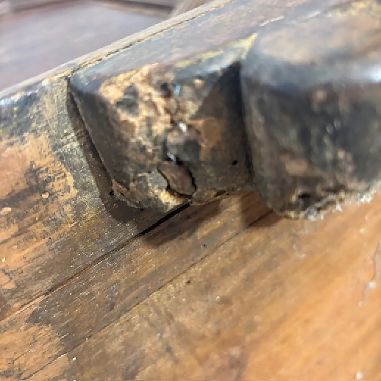 Cassapanca in noce massello reggiana con losanghe, '600 17