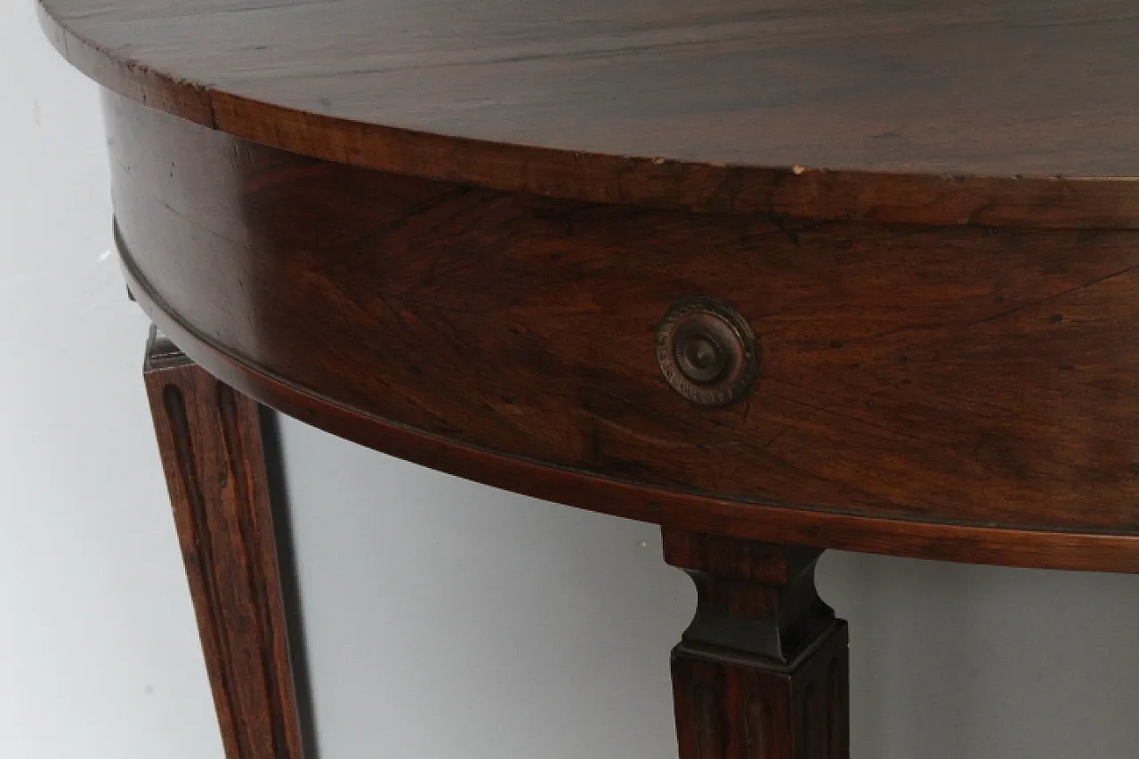 Coppia di console Luigi XVI a mezza luna in noce Parma, 1770 11