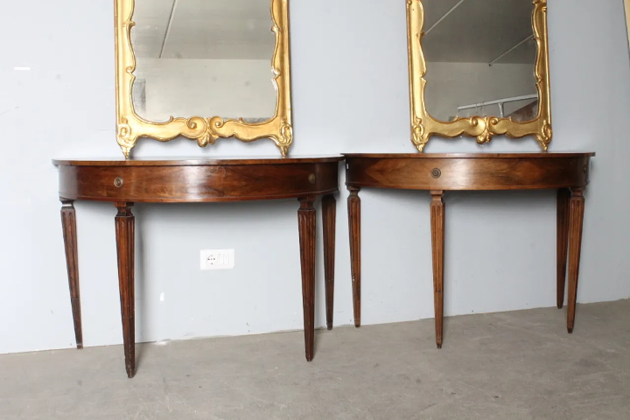 Coppia di console Luigi XVI a mezza luna in noce Parma, 1770 13