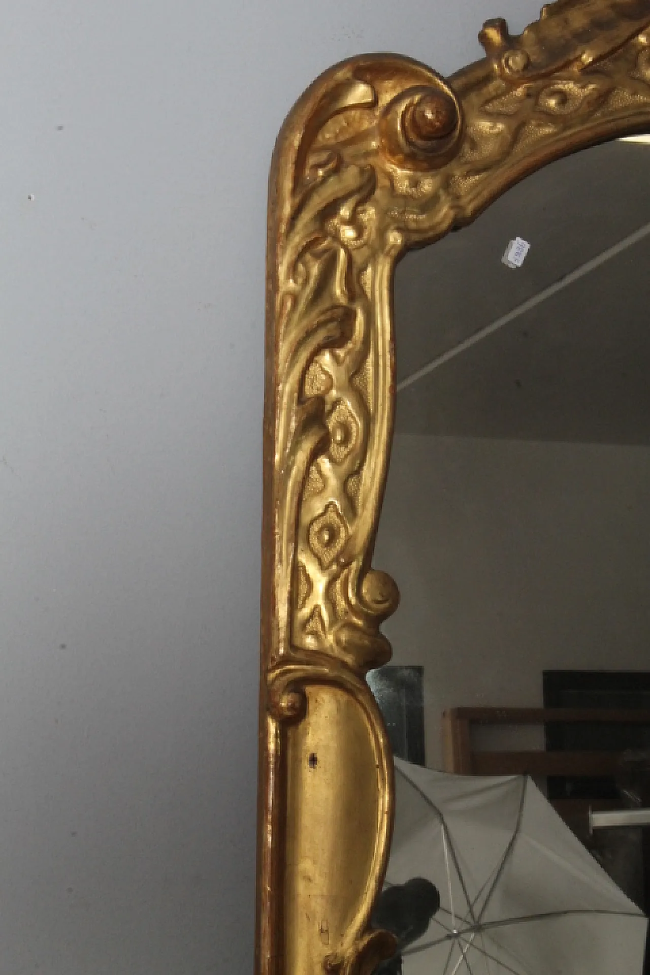 Coppia di specchiere Luigi XVI oro zecchino, 1750 7