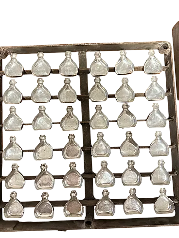 Coppia di stampini in metallo per cioccolato e biscotti, anni '30