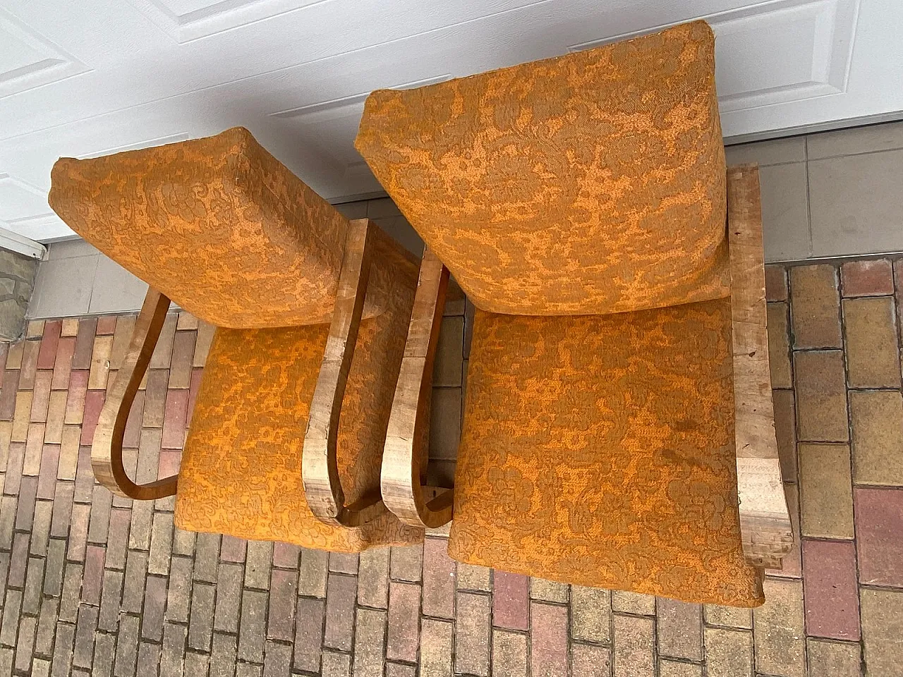 Pair of Art Deco armchairs in walnut, 1920s 5