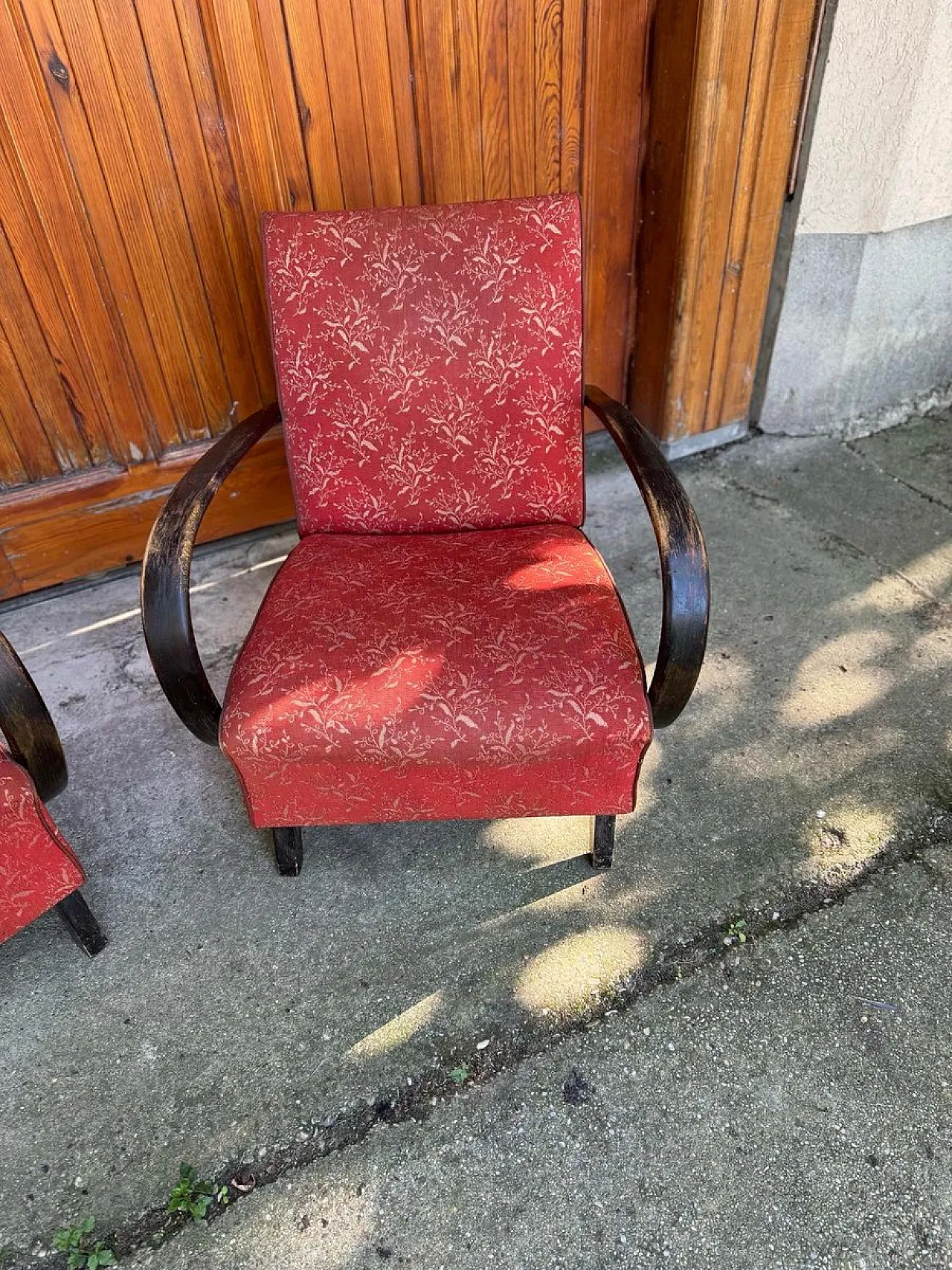 Coppia di poltrone rosse di Jindrich Halabala per Up Zavody, anni '30 12