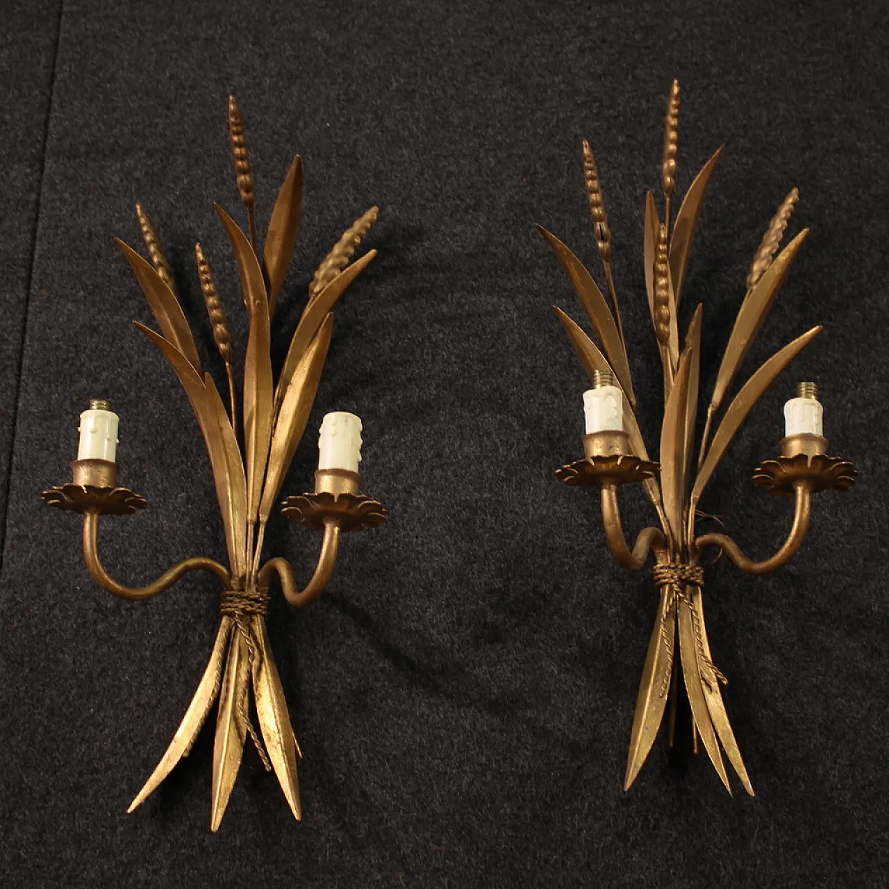 Pair of French gilded iron wheat appliques, 20th century 5