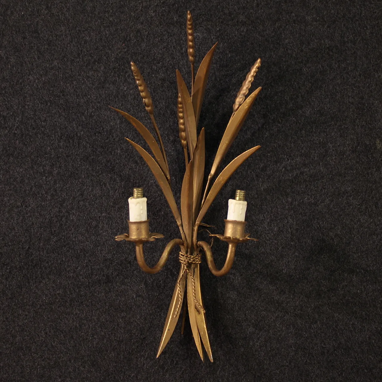 Pair of French gilded iron wheat appliques, 20th century 10