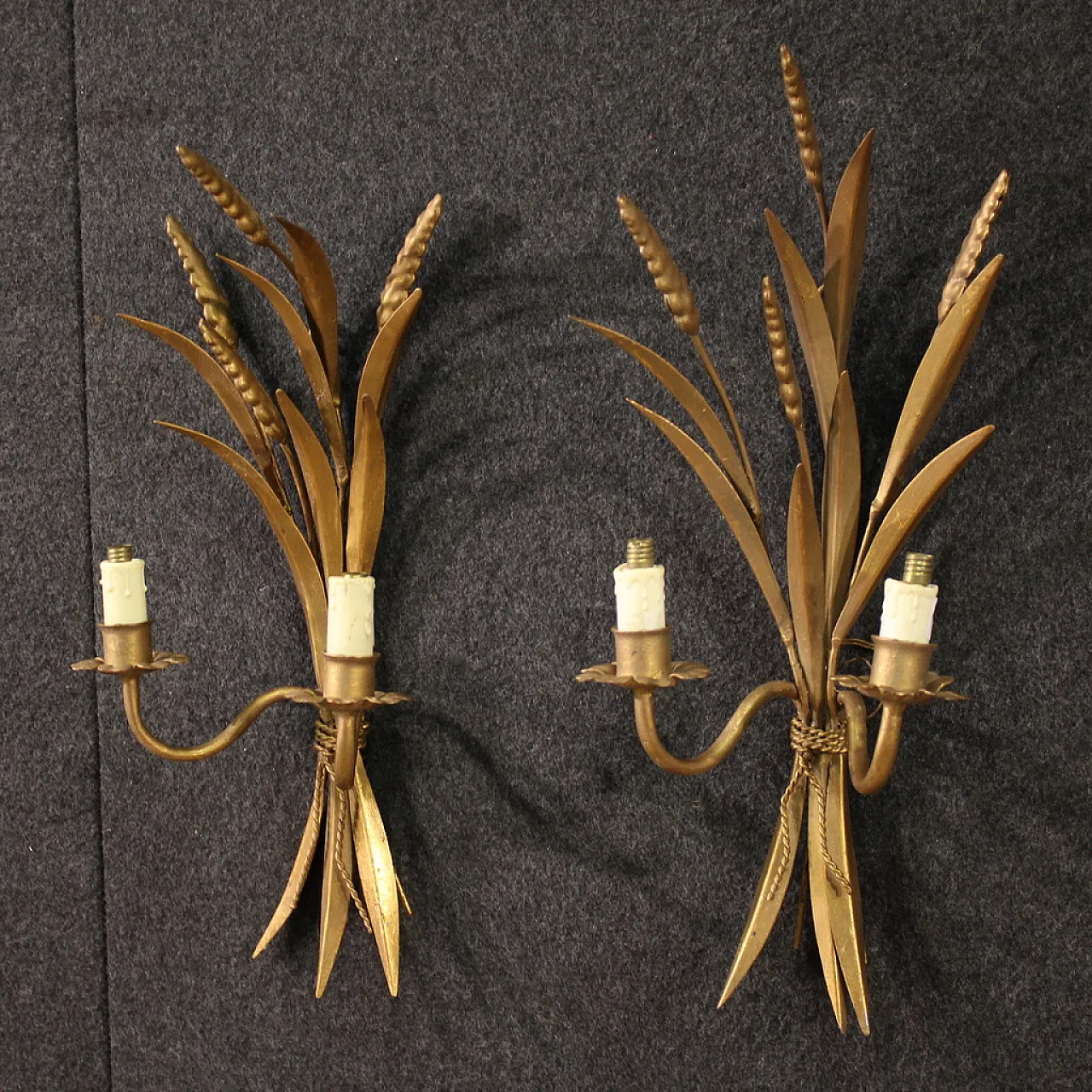 Pair of French gilded iron wheat appliques, 20th century 12