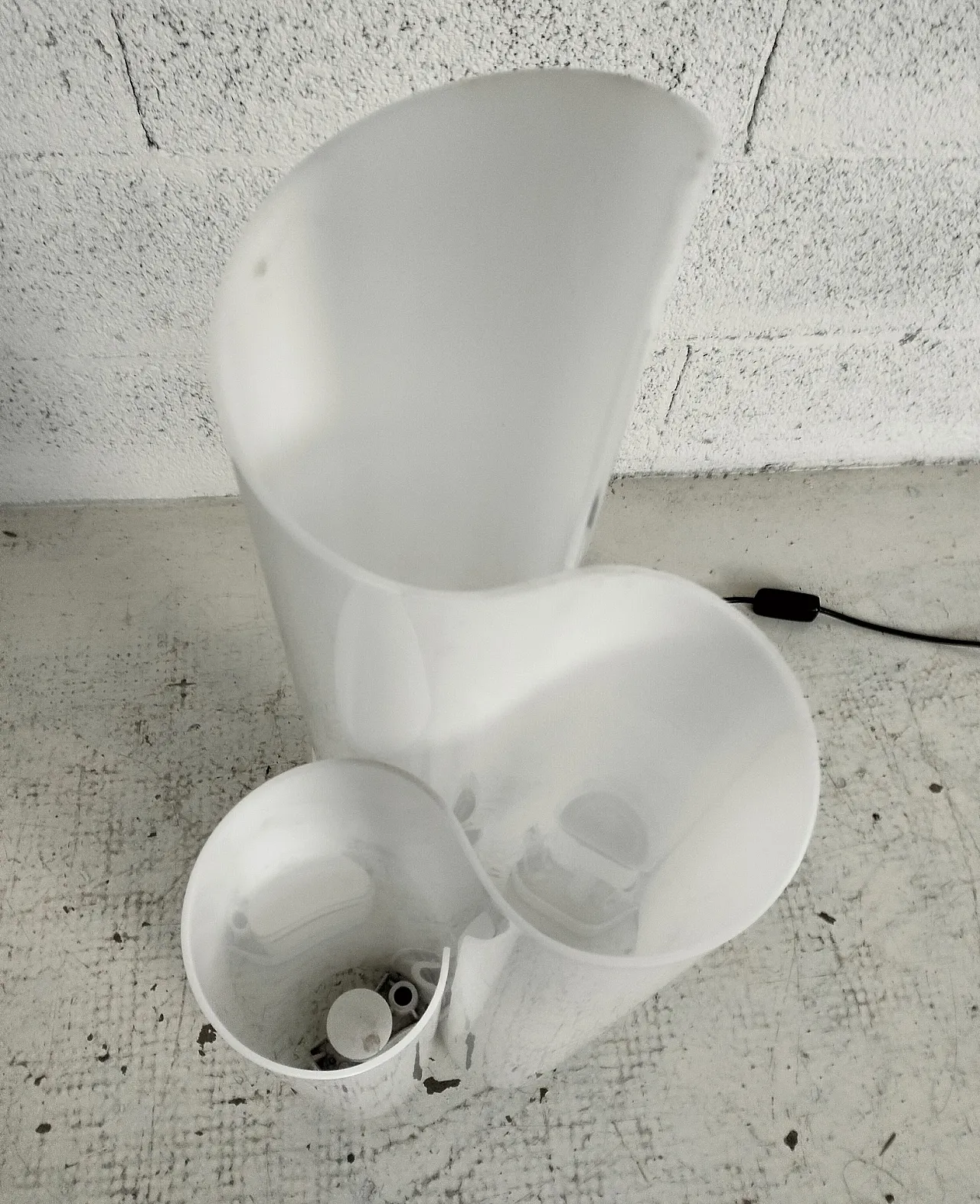 Table Lamp Mezzachimera by Vico Magistretti for Artemide 1970s 6