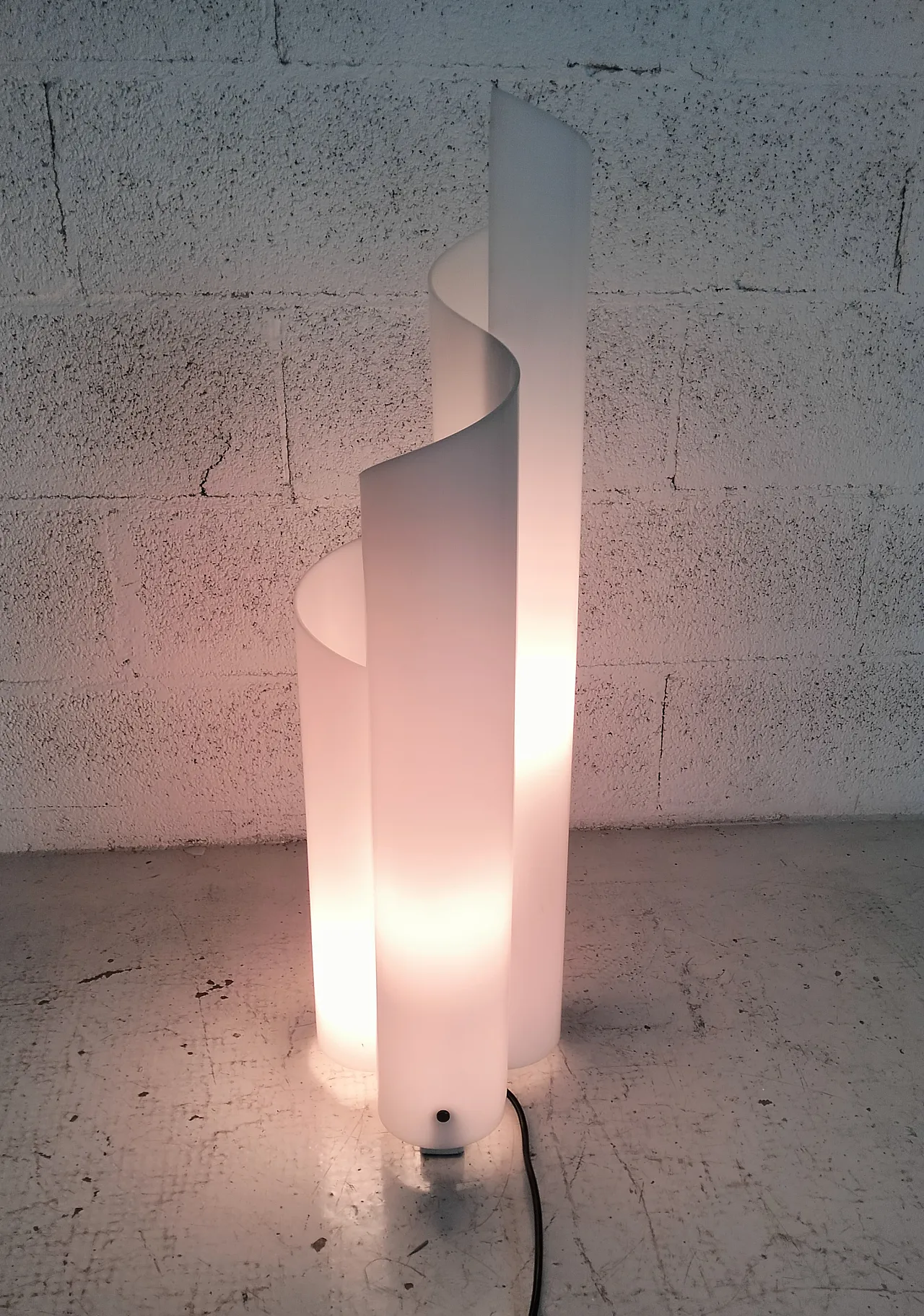 Table Lamp Mezzachimera by Vico Magistretti for Artemide 1970s 11